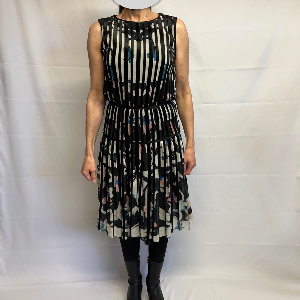 STUNNING Oscar de la Renta Dress